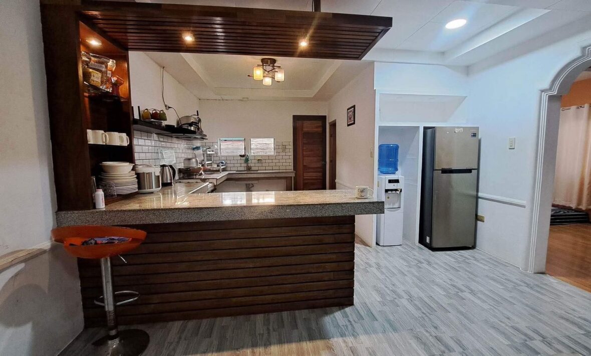 Ethan’s House (8-10 pax)